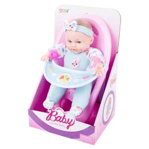 Бебешка кукла в стол за хранене, 28 см, синьо и розово, с бутилка и чиния - Баба и Къща за кукли