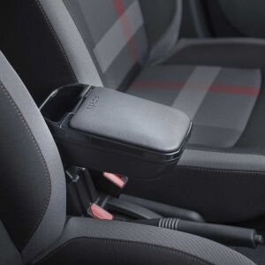 Nissan Juke Armster 2 könyöklő beszerelve, kényelmet és tárolást biztosít - Autós könyöklő