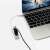 USB-C-ről 4 portos USB 3.0 hub, ezüst, laptophoz csatlakoztatva
