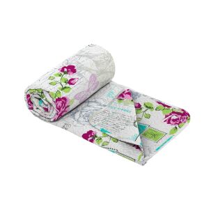 Tekercselt Alcam Rózsás Steppelt Ágytakaró 210x220 cm - Ágytakaró