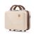 Quasar & Co. krémszínű kozmetikai táska elölnézet