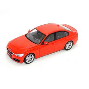 BMW 335i piros modell autó 1:18 61899074 