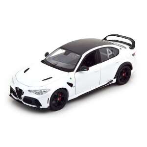 Fehér 1/18 méretarányú Bburago Alfa Romeo Giulia GTAm modell autó - Bburago