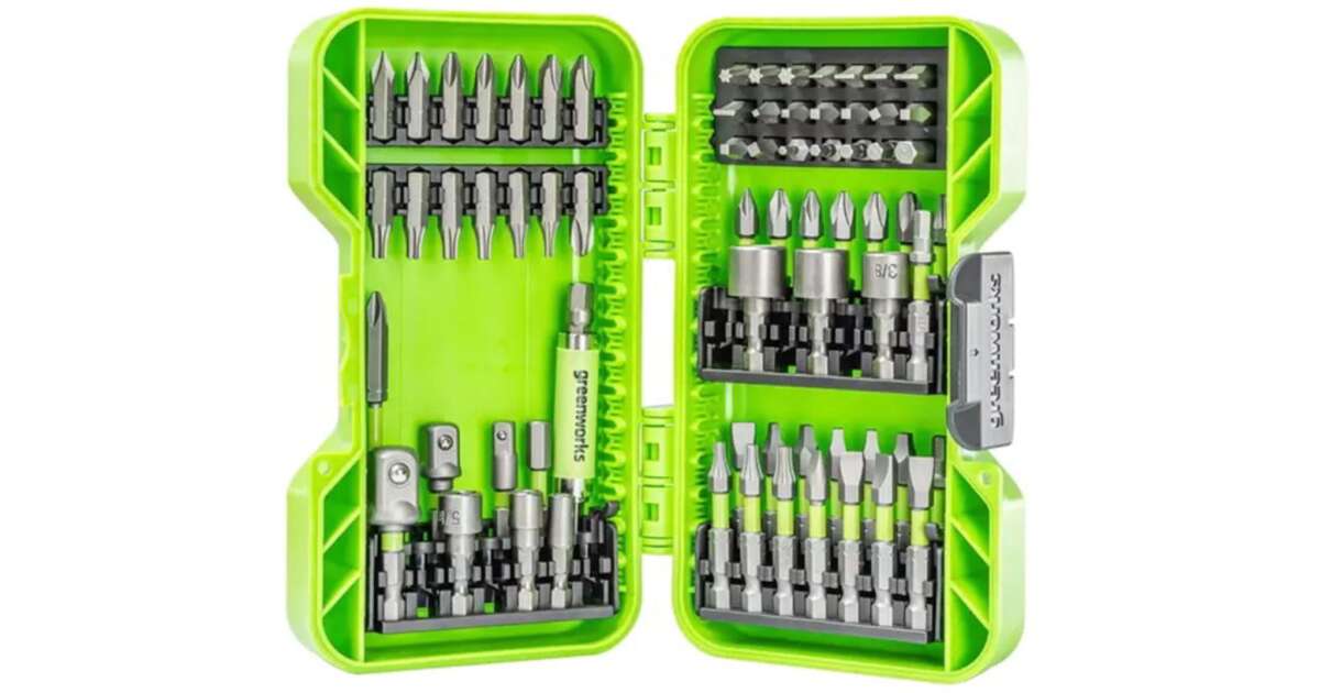 Black and Decker A7216 32 Piece Drill, Nut Driver and Screwdriver Bit Set