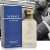 Férfi viseli a Versace The Dreamer Eau de Toilette 50ml-t