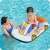 Kind spielt mit Bestway aufblasbarem Auto Pool Float mit Griff, weiß, blau, gelb, orange
