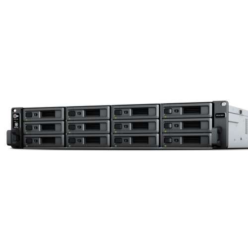 Serwer NAS Synology RackStation RS2423+ w obudowie rack 2U, widok z przodu