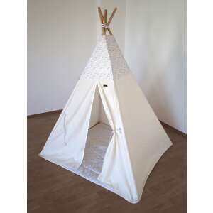 Fehér, virágmintás teepee sátor, beltéri beállításban - Indián sátor