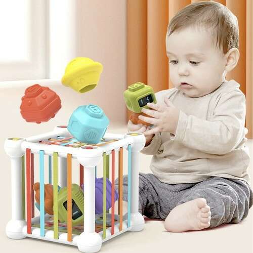 Kruzzel kézügyesség-, és készségfejlesztő felfedező kocka babáknak – 6 db színes formával