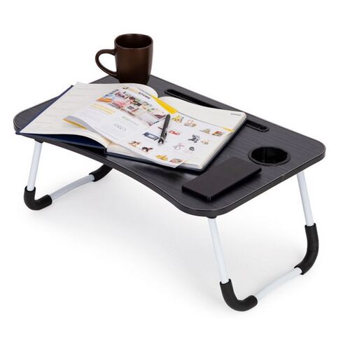 Čierny stolík na notebook do postele s držiakom na pohár a slotom na tablet, ideálny na prácu alebo štúdium v posteli