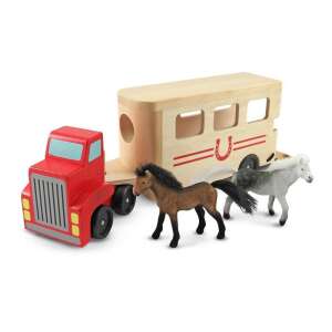 Melissa & Doug Holz-Pferdetransporter Spielset, bestehend aus einem roten LKW, Pferdeanhänger und zwei Pferden - Melissa & Doug