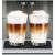 Siemens EQ.6 Plus Kaffeevollautomat bereitet Latte zu
