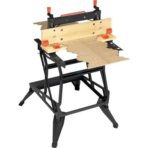 Black & Decker Workmate 550 faipari anyagot tartva - Műhelyfelszerelés