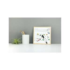 Tablă magnetică ștergătoare uscată Kikkerland MH76-S mică cu calendar, albă, cadru din lemn, pe un birou cu un stilou și o plantă - Table de planificare