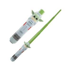 Star Wars Lightsaber Squad Baby Yoda 'Grogu' kinyitható fénykard Hasbro, zöld fénykard Baby Yoda markolattal, kinyitott és becsukott állapotban - Hasbro