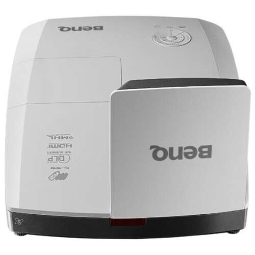 Projektor BenQ MH856UST+ Full HD, widok z przodu