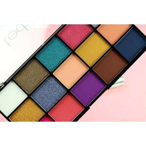 Technic Vacay Pressed Pigment Paleta očných tieňov, 15 odtieňov, farebná, živá, trblietavá, matná - Technic