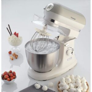 Ariete Vintage stand mixer preparing whipped cream - Ariete