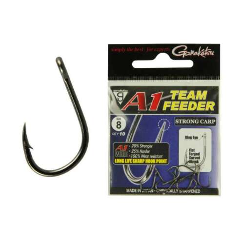 Gamakatsu A1 Team Feeder Strong Carp méretű 8-as horgászhorog, fekete, szakállas, füles - Feeder és pontyozó horog