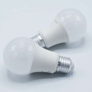 Żarówki LED Osram, 2-pak, E27, 8,5W, 806 lumenów, ciepłe białe - Osram Kominek