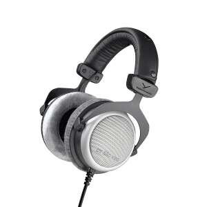 Beyerdynamic DT 880 PRO fejhallgató, fekete és ezüst, ferde nézet - Beyerdynamic