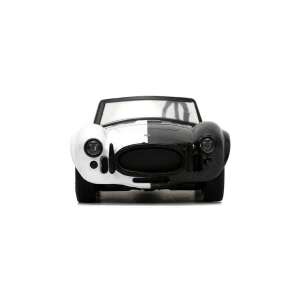 Pohľad spredu na model auta Jada Toys Two-Face 1965 Shelby Cobra 427 S/C v mierke 1:32 - Model, maketa