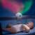 Chicco First Dreams Polarbär Nachtlicht und Projektor, projiziert Nordlichter auf ein Babybett