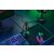 Mikrofon USB Razer Seiren V2 Pro na biurku z akcesoriami gamingowymi