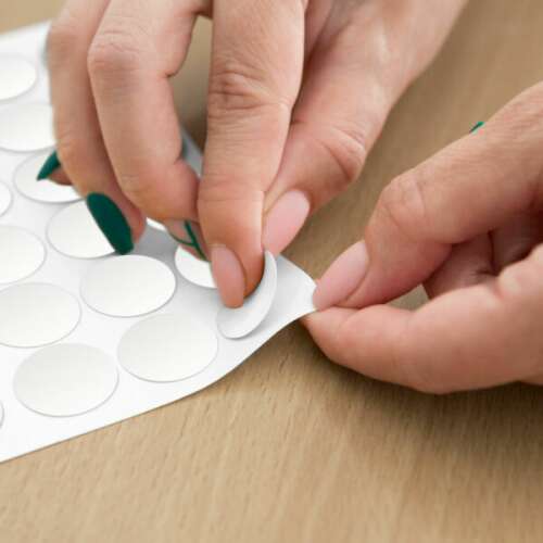 Biele kryty na skrutky, 13 mm, 24 ks, Family Collection