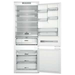 Whirlpool WH SP70 T232 P beépíthető hűtőszekrény fagyasztóval, nyitott ajtó nézet, polcok és fiókok láthatók - Beépíthető hűtőszekrény
