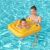 Gyerek a Bestway Swim Safe ABC sárga felfújható úszógumiban szülővel a medencében