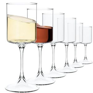 Quasar &Co. wine glasses filled with red and white wine - Glass