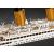 Részletes nézet az RMS Titanic modell mentőcsónakjairól és fedélzetéről