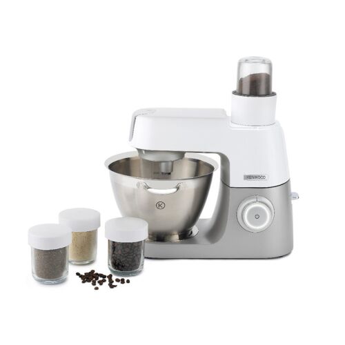 Kenwood Küchenmaschine mit AT320A Kräuter- und Gewürzmühlenaufsatz im Einsatz