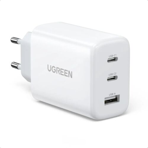 Ugreen 65W USB C стенно зарядно с USB-C и USB-A портове
