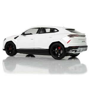 Lamborghini Urus R/C alb, scara 1:24, vedere din spate - Vehicul cu telecomandă