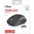 Trust Yvi FX Mouse Wireless, mouse wireless negru cu lumină albastră, 800-1600 DPI, rază de acțiune de 8 metri