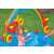 Момиче играе в надуваем басейн Intex Rainbow Ring Play Center