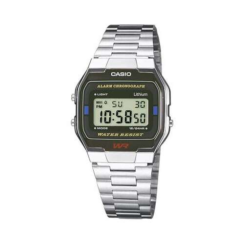 Casio A163WA-1QES Herren-Digitaluhr mit Alarm-Chronograph, Edelstahlband und schwarzem Zifferblatt