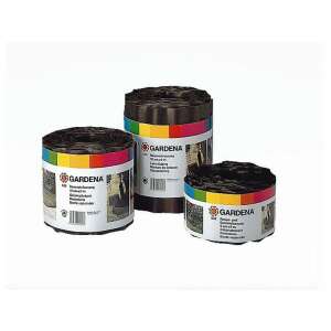 Gardena 20 cm x 9 m braune Kunststoff-Beetumrandung Rolle, 3 verschiedene Größen auf weißem Hintergrund - Beeteneinfassung