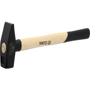 Yato Riveting Hammer - Close-up of the Hammer Head - Hand tool