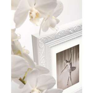 Fehér barokk képkeret dombornyomott felülettel, Walther CR030W Barock 26,9x36,9 - Walther