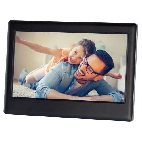 Sencor SDF 742 BK digital photo frame displaying a happy family moment