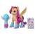 Hasbro My Little Pony: A New Generation Éneklő és görkorcsolyázó Sunny Starscout játék, egy szárnyas egyszarvú pónival, görkorcsolyával és mikrofonnal, matricákkal