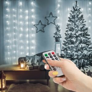 Fényfüggöny LED curtain lights with remote control in festive living room setting - Home String Light