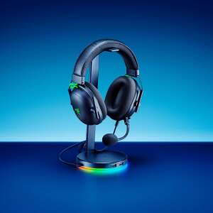 Поставка за слушалки Razer Base Station V2 Chroma със слушалки, черна, с USB хъб и 7.1 пространствен звук - Гейминг