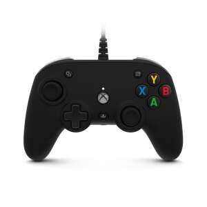 Nacon Pro Compact vezetékes kontroller Xbox Series X|S, Xbox One és PC-hez, fekete, elülső nézet - Nacon
