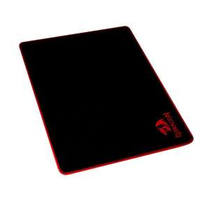 Redragon Archelon gamer egérpad, fekete színű, piros varrással és logóval, ferde nézetből - Redragon