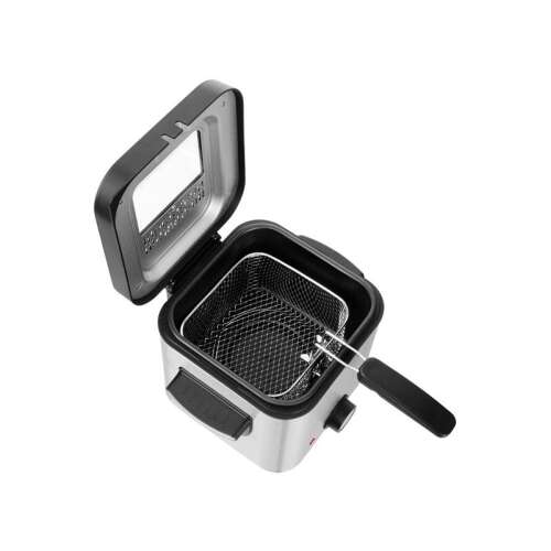 Friteza Sencor SFR 6200SS s otvorenim poklopcem, prikazuje košaru i unutrašnjost friteze