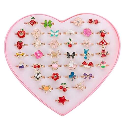 Hercegnős gyűrű szett, szív dobozban, 36 db gyűrű